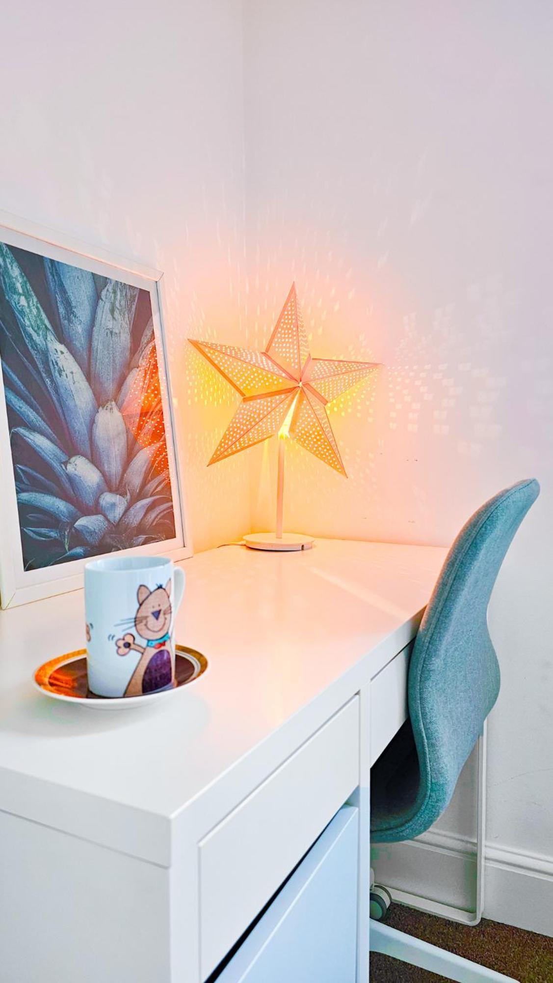 New Southgate Charming London Home, Opp Arnos Grove Underground Station, Parking מראה חיצוני תמונה